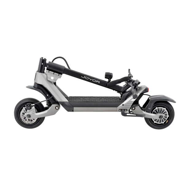 Joyor LuxeRider Electric Scooter + Helmet - 3200W maximum power 60km range