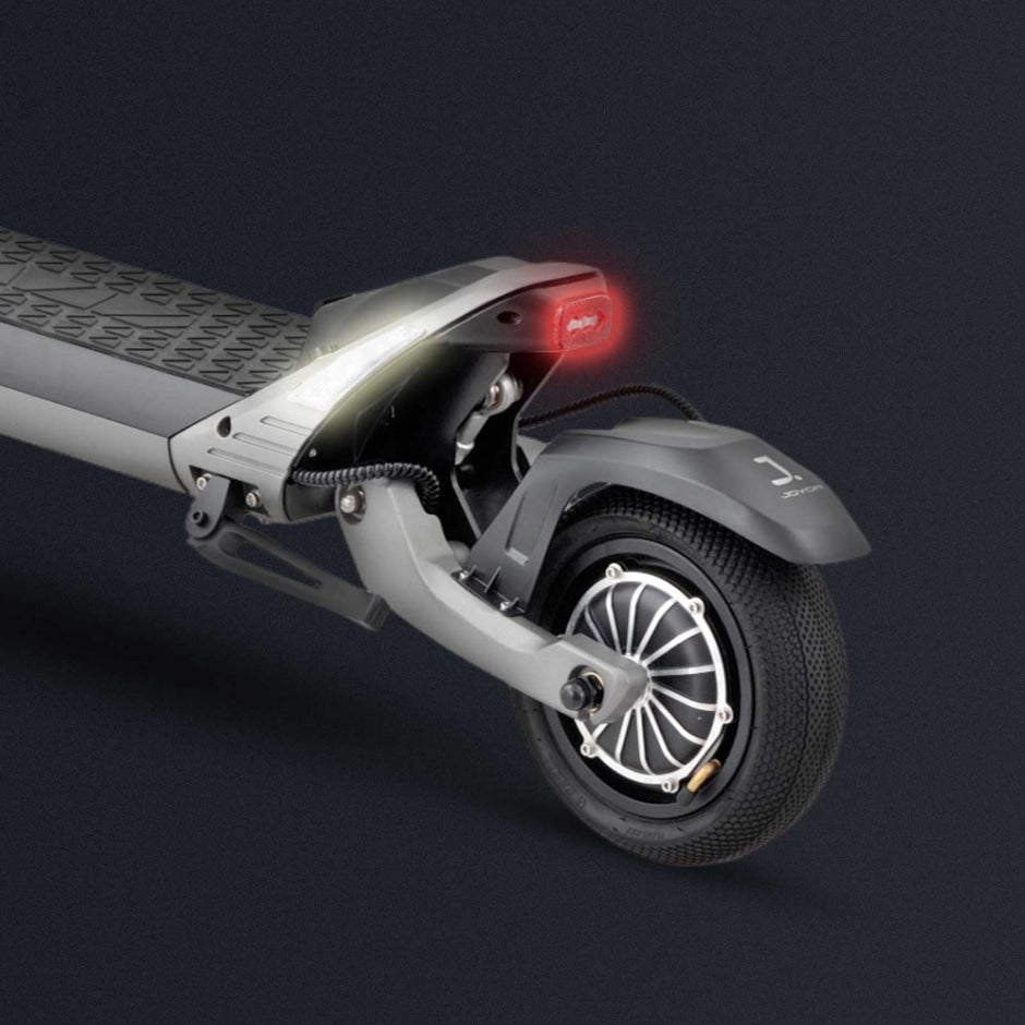 Joyor LuxeRider Electric Scooter + Helmet - 3200W maximum power 60km range