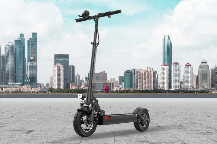 Joyor Y10 Electric Scooter + Helmet + 2 Inner tubes - 800W maximum power 100km range